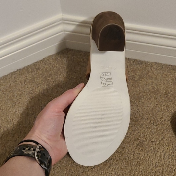 Aldo pumps - Picture 2 of 3